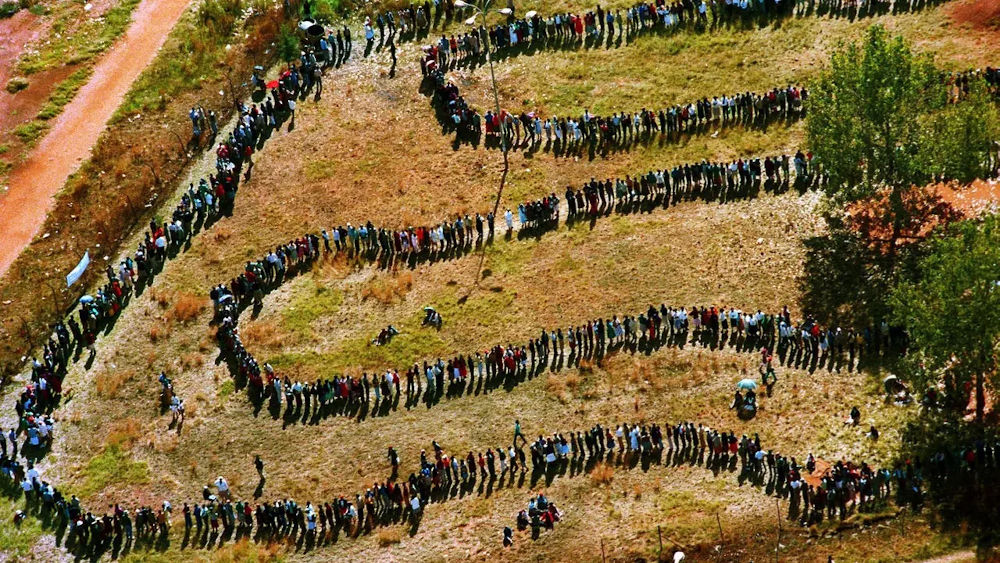 SA Voting Line